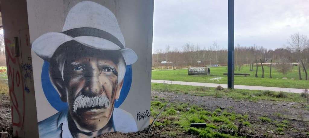 Portret van een oudere man door Frakkie